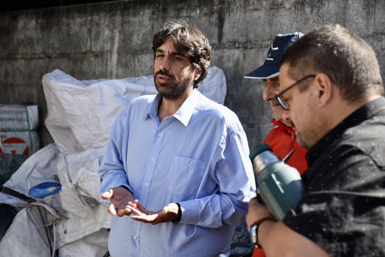Recorrida de autoridades por punto de reciclaje en Solymar Norte, Ciudad de la Costa. Recorrida de autoridades por punto de reciclaje en Solymar Norte, Ciudad de la Costa.