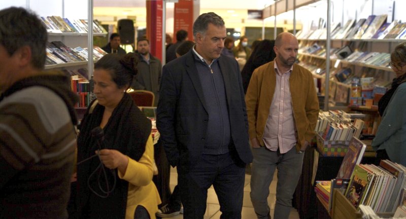 El Intendente Orsi participó de la presentación del libro La fuerza de las ideas de Julio María Sanguinetti  