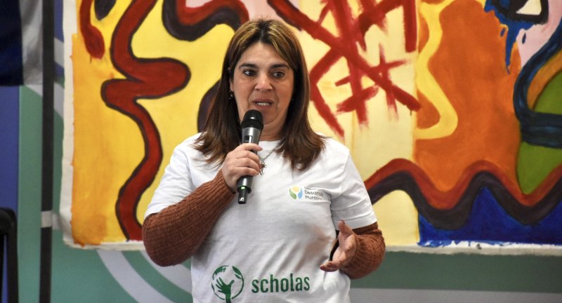 Scholas de Ciudadanía: el abordaje de los y las jóvenes a las problemáticas de su realidad social y el compromiso de Canelones de trabajar en las soluciones Scholas de Ciudadanía: el abordaje de los y las jóvenes a las problemáticas de su realidad social y el compromiso de Canelones de trabajar en las soluciones