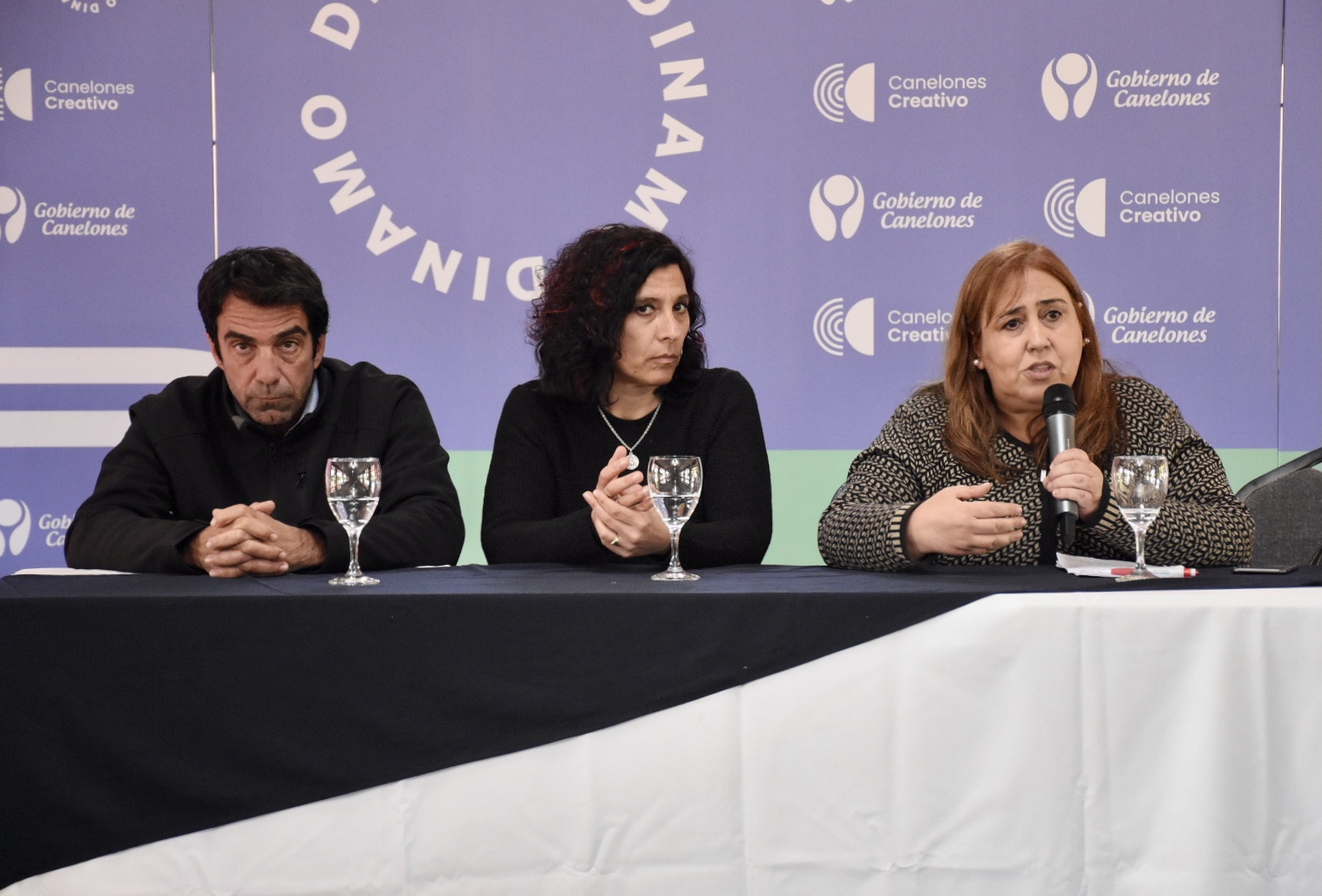 Representantes de Mides y de Intendencia de Canelones Representantes de Mides y de Intendencia de Canelones