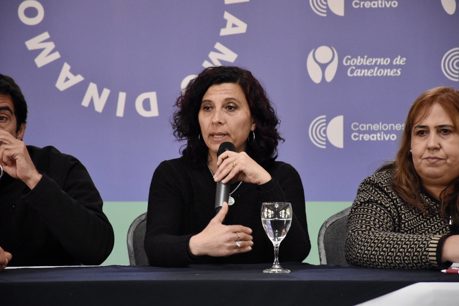 Psic. Carmen Rodríguez - Experiencias educativas en salud mental y convivencia- Psic. Carmen Rodríguez - Experiencias educativas en salud mental y convivencia-