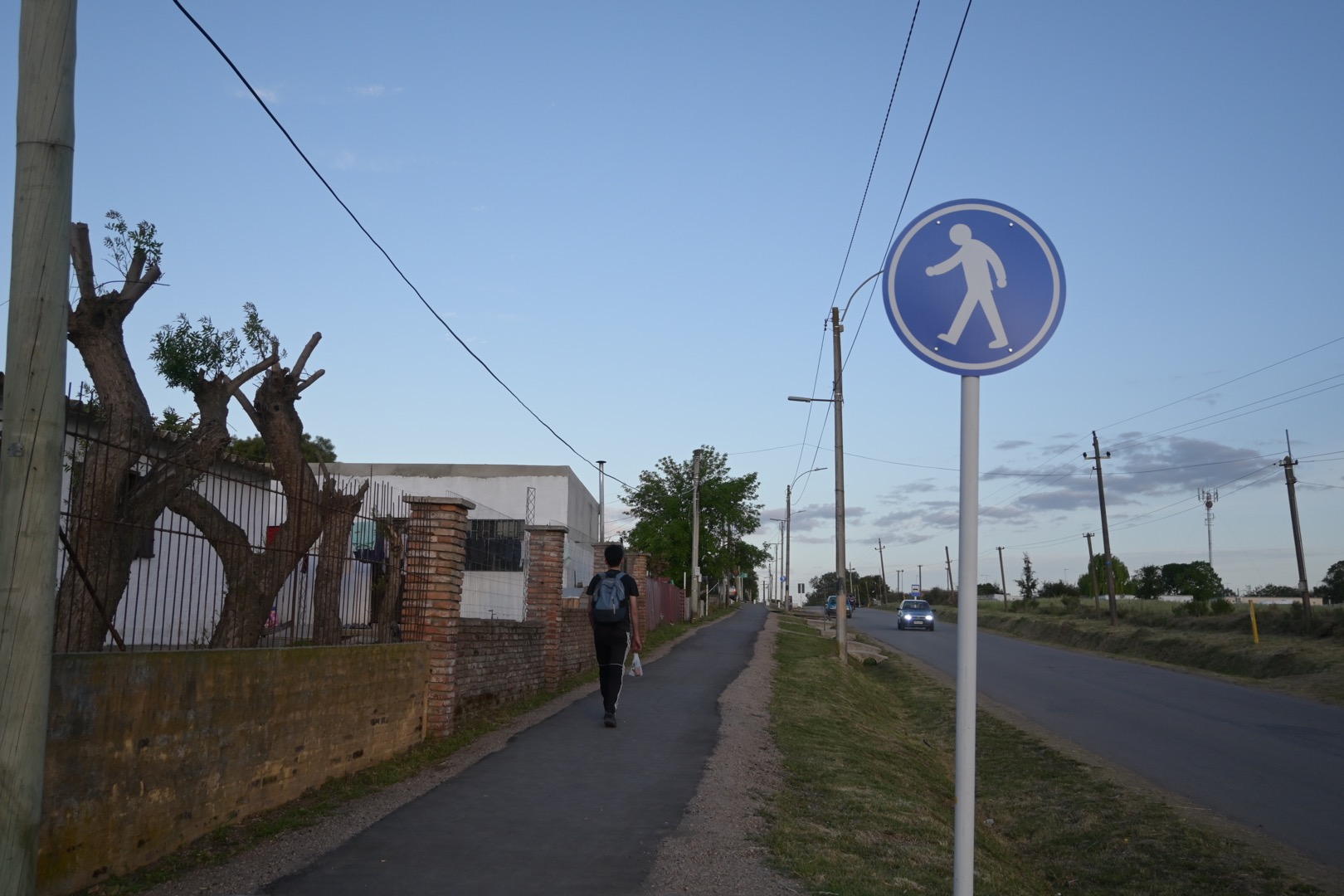 Senda peatonal en Juanicó Senda peatonal en Juanicó