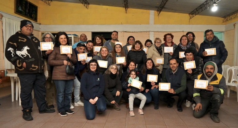 Se entregaron certificados a promotores de huertas agroecológicas en Las Piedras Se entregaron certificados a promotores de huertas agroecológicas en Las Piedras