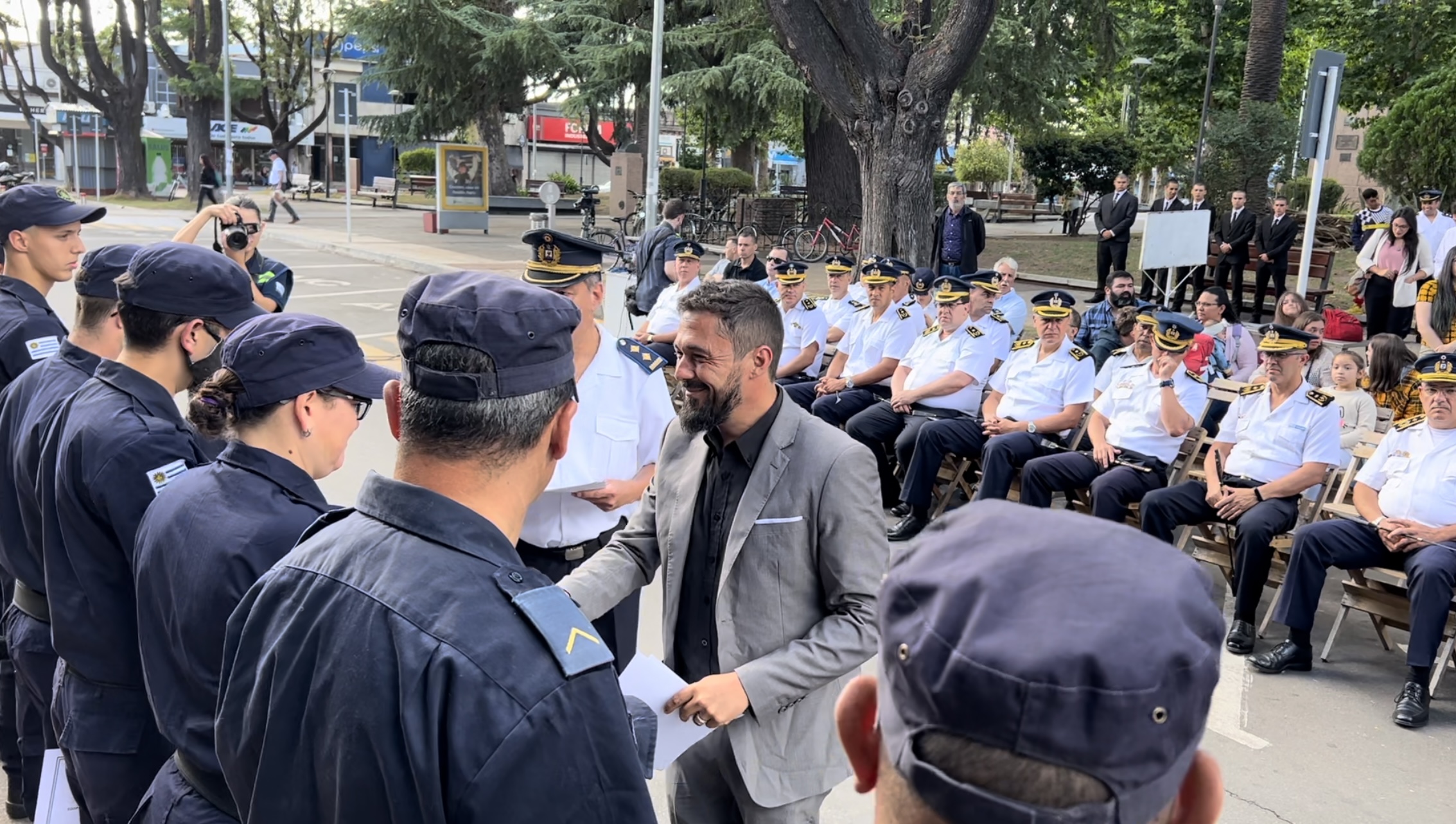Director de Seguridad y Convivencia, Nicolás Guillenea, en el 193° aniversario de la Policía Nacional y aniversario de la Jefatura de Policía de Canelones Director de Seguridad y Convivencia, Nicolás Guillenea, en el 193° aniversario de la Policía Nacional y aniversario de la Jefatura de Policía de Canelones