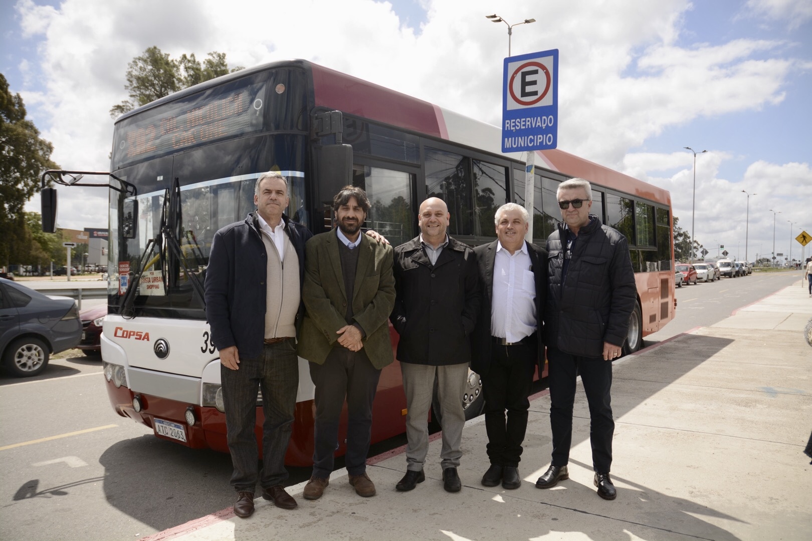 Se lanzó la línea XA2 que recorrerá la zona oeste conectando el Municipio de Nicolich - Ciudad Líber Seregni con la Ruta 102 Se lanzó la línea XA2 que recorrerá la zona oeste conectando el Municipio de Nicolich - Ciudad Líber Seregni con la Ruta 102
