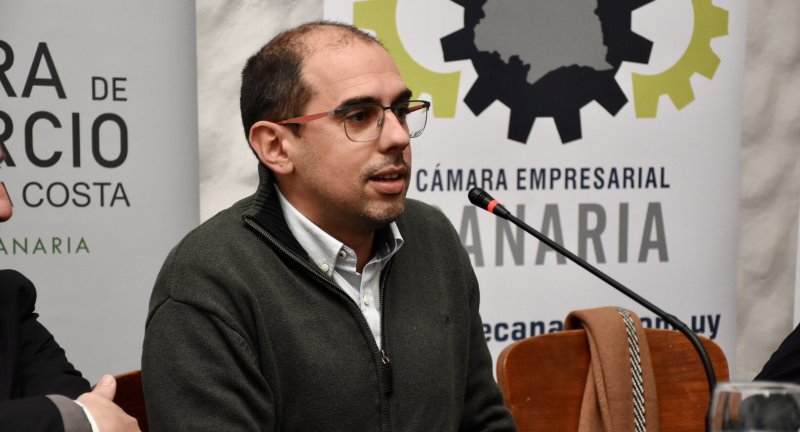 Gobierno de Canelones y Cámara Comercial Empresarial firmaron un convenio para la creación de un Portal Labora