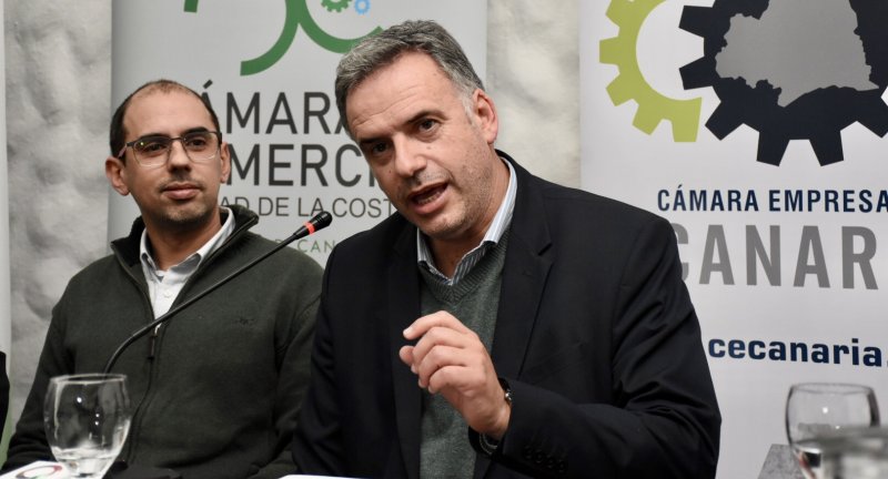 Gobierno de Canelones y Cámara Comercial Empresarial firmaron un convenio para la creación de un Portal Labora