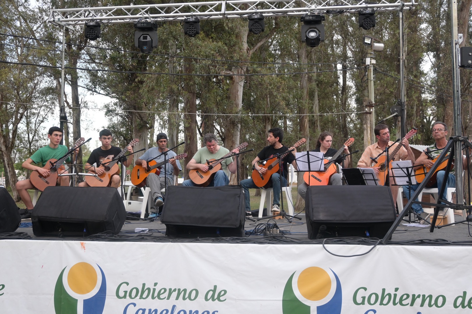 Se desarrolló la décima edición de la Feria de las Artes con más de 100 emprendimientos Se desarrolló la décima edición de la Feria de las Artes con más de 100 emprendimientos