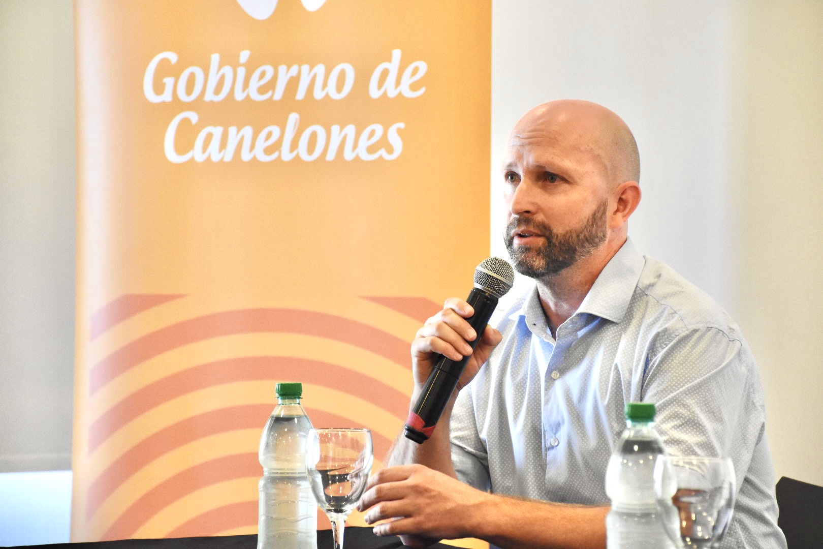 Director General de Cultura del Gobierno de Canelones, Sergio Machín, en el lanzamiento de actividades de la temporada 2023 del Complejo Cultural Politeama Director General de Cultura del Gobierno de Canelones, Sergio Machín, en el lanzamiento de actividades de la temporada 2023 del Complejo Cultural Politeama