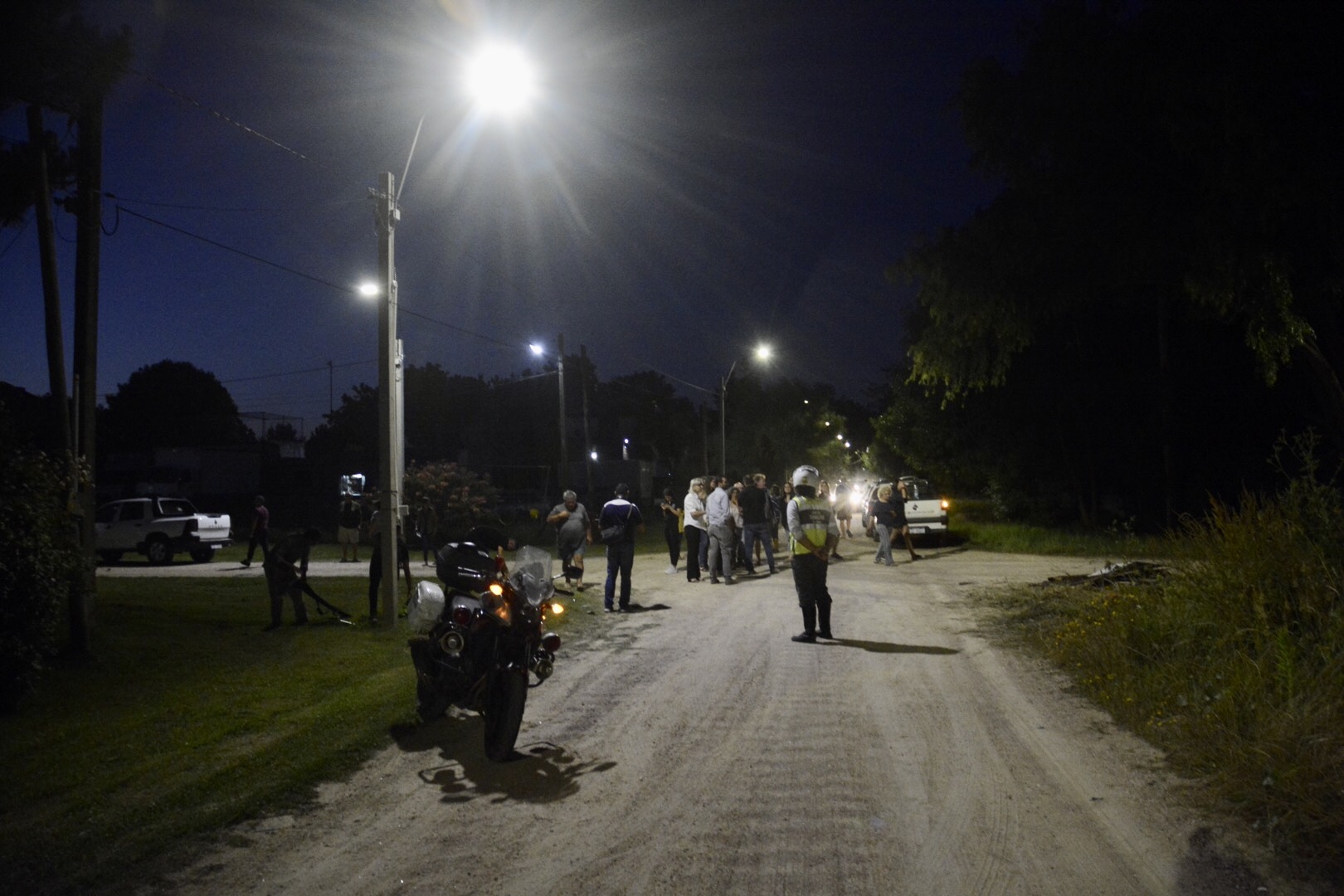 Se inauguraron 300 luminarias LED en El Pinar