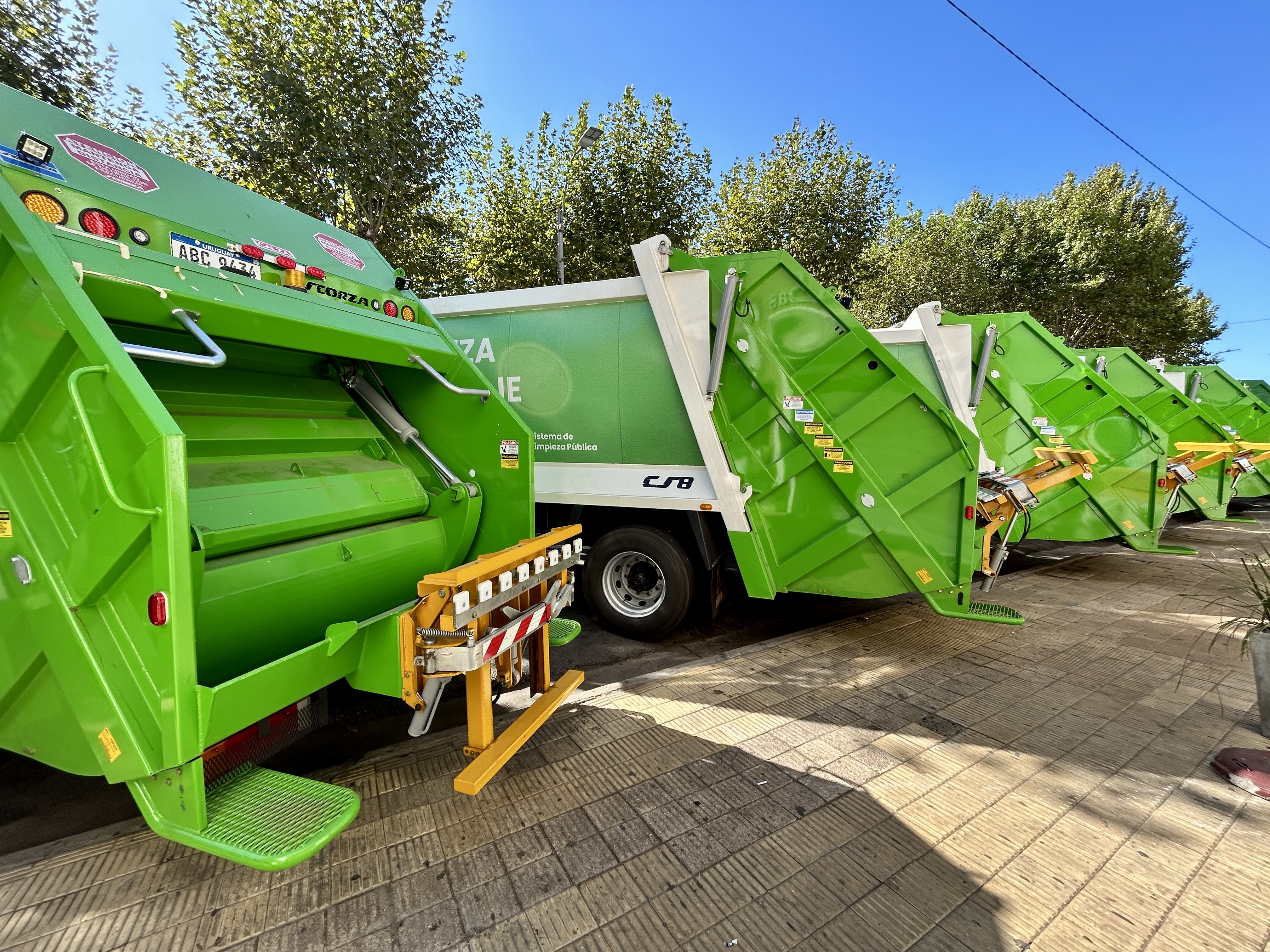 Gobierno de Canelones presentó nuevos servicios, programas y equipamiento para los Municipios de Las Piedras, La Paz, 18 de Mayo y Progreso Gobierno de Canelones presentó nuevos servicios, programas y equipamiento para los Municipios de Las Piedras, La Paz, 18 de Mayo y Progreso