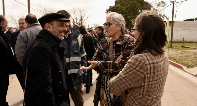 Se inauguró nueva terminal de ómnibus de La Paz y se presentaron obras de consolidación en el barrio Porvenir Se inauguró nueva terminal de ómnibus de La Paz y se presentaron obras de consolidación en el barrio Porvenir