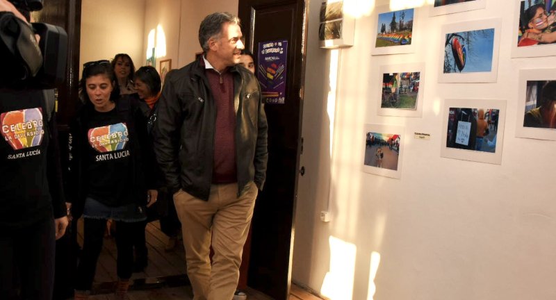 Intendente de Canelones, Prof. Yamandú Orsi, en el lanzamiento del Mes de la Diversidad en Santa Lucía Intendente de Canelones, Prof. Yamandú Orsi, en el lanzamiento del Mes de la Diversidad en Santa Lucía
