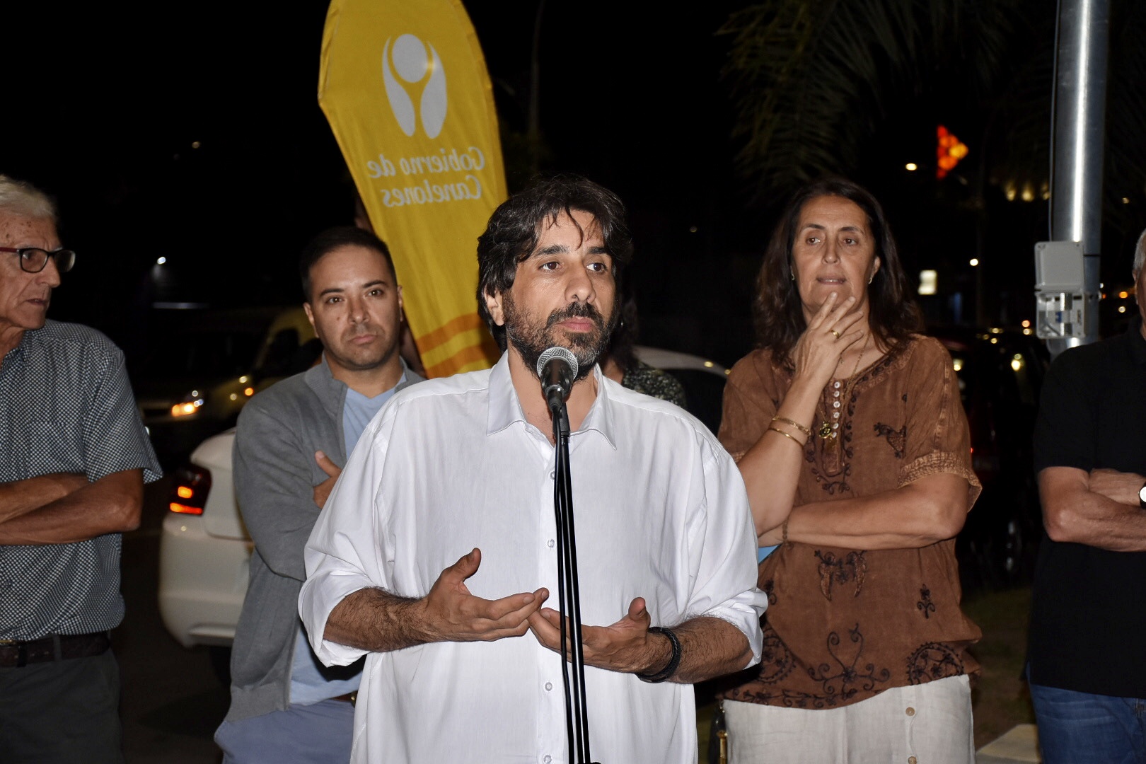 Intendente interino de Canelones, Marcelo Metediera, en la inuaguración de luminarias en Las Piedras Intendente interino de Canelones, Marcelo Metediera, en la inuaguración de luminarias en Las Piedras