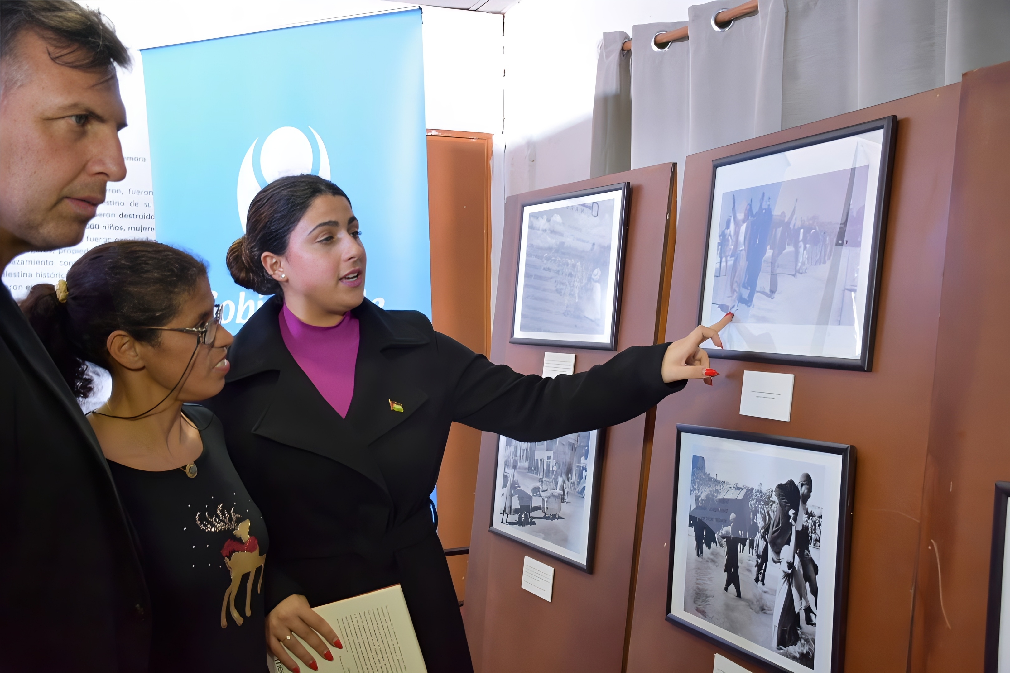 La muestra fotográfica Nakba 75 se encuentra abierta hasta el 29 de setiembre en Centro Cívico Nicolich La muestra fotográfica Nakba 75 se encuentra abierta hasta el 29 de setiembre en Centro Cívico Nicolich