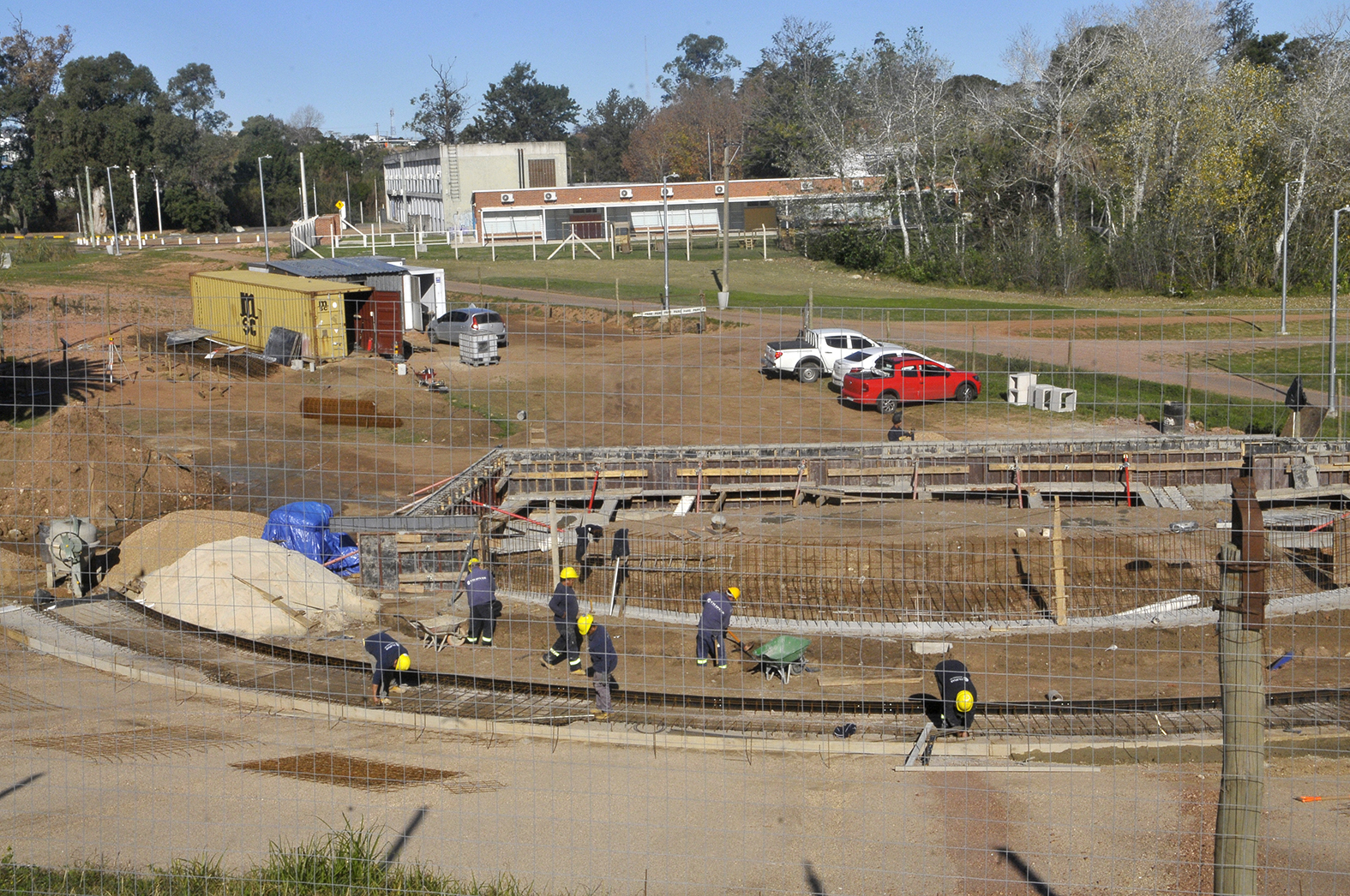 Avanzan las obras de construcción del Anfiteatro del Parque Metropolitano de La Paz Avanzan las obras de construcción del Anfiteatro del Parque Metropolitano de La Paz