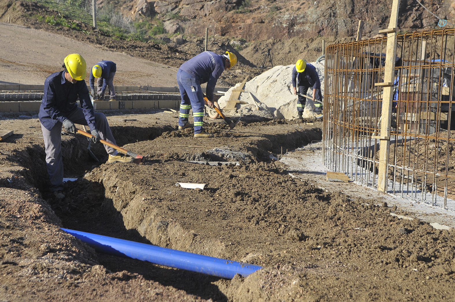Avanzan las obras de construcción del Anfiteatro del Parque Metropolitano de La Paz Avanzan las obras de construcción del Anfiteatro del Parque Metropolitano de La Paz