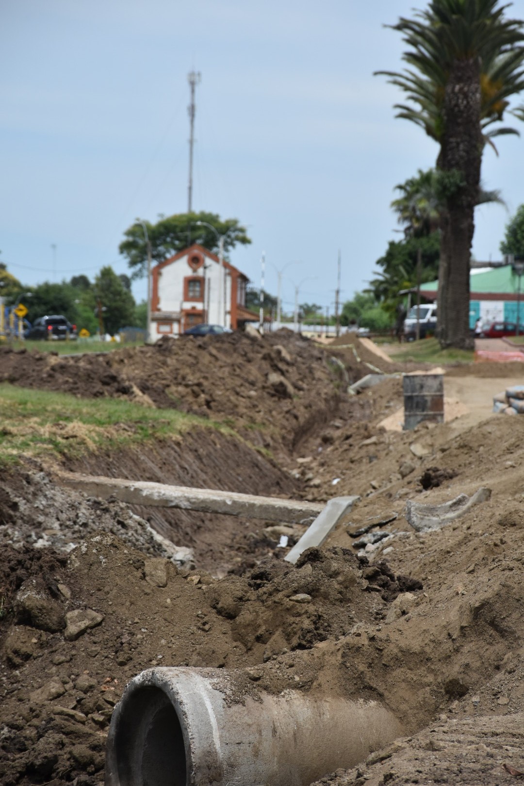 Las obras abarcan trabajos de índole hidráulico