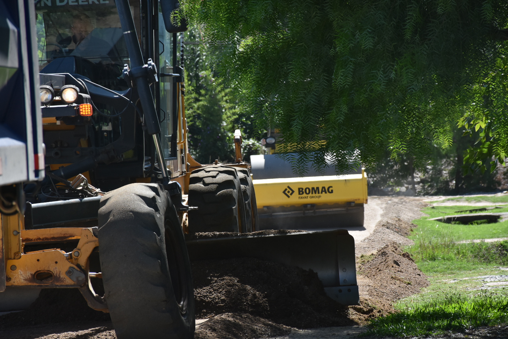Las obras en barrio Los Perales son ejecutadas por la Empresa CVC. Las obras en barrio Los Perales son ejecutadas por la Empresa CVC.