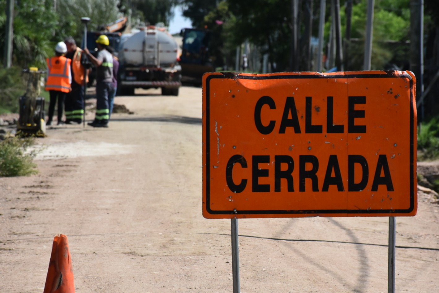 Obras en calle Industria - Joaquín Suárez