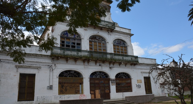 Palacio Lacueva - Santa Lucía