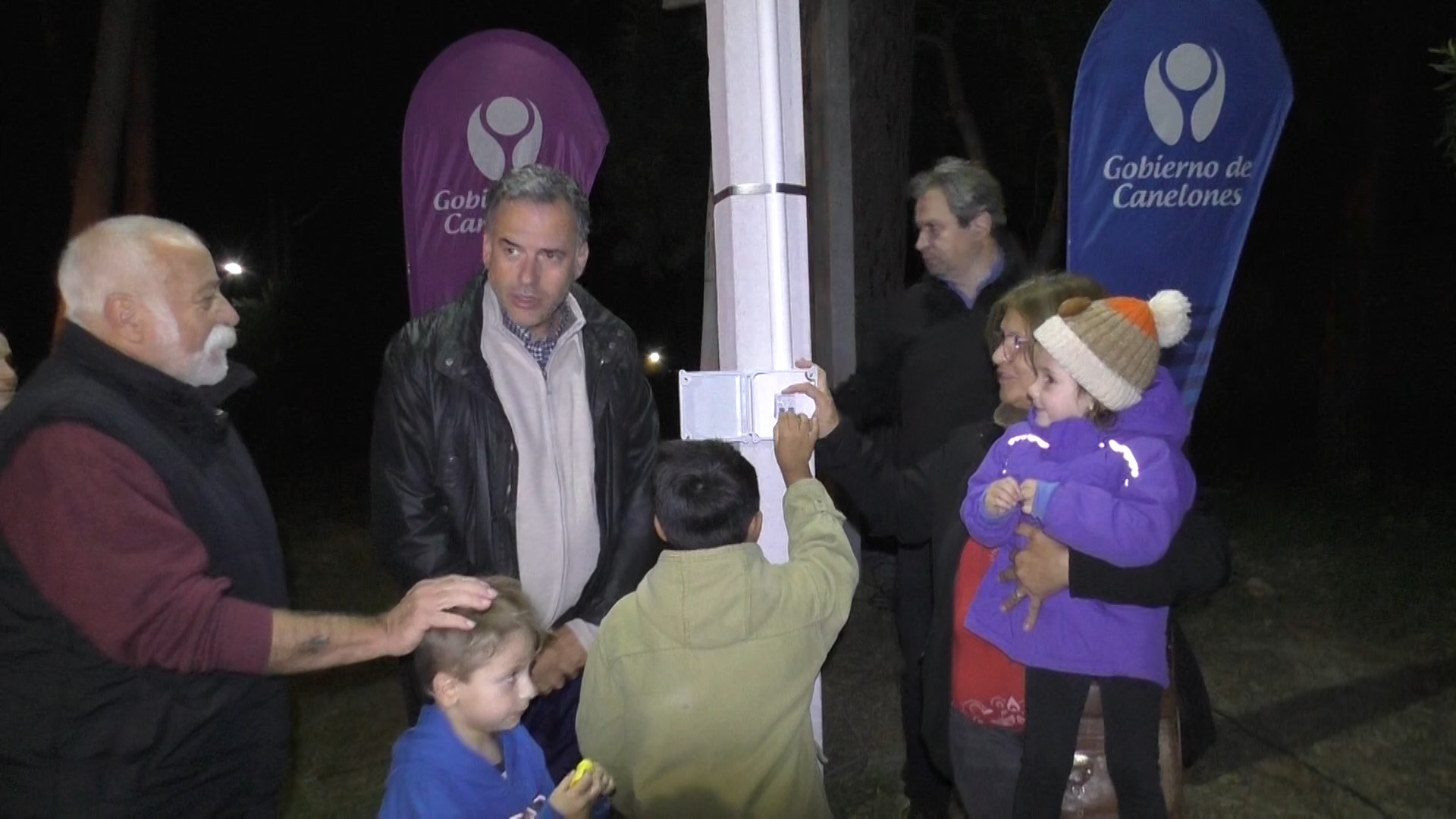 Se encendieron 585 luminarias en Salinas Norte y Pinamar Sur Se encendieron 585 luminarias en Salinas Norte y Pinamar Sur