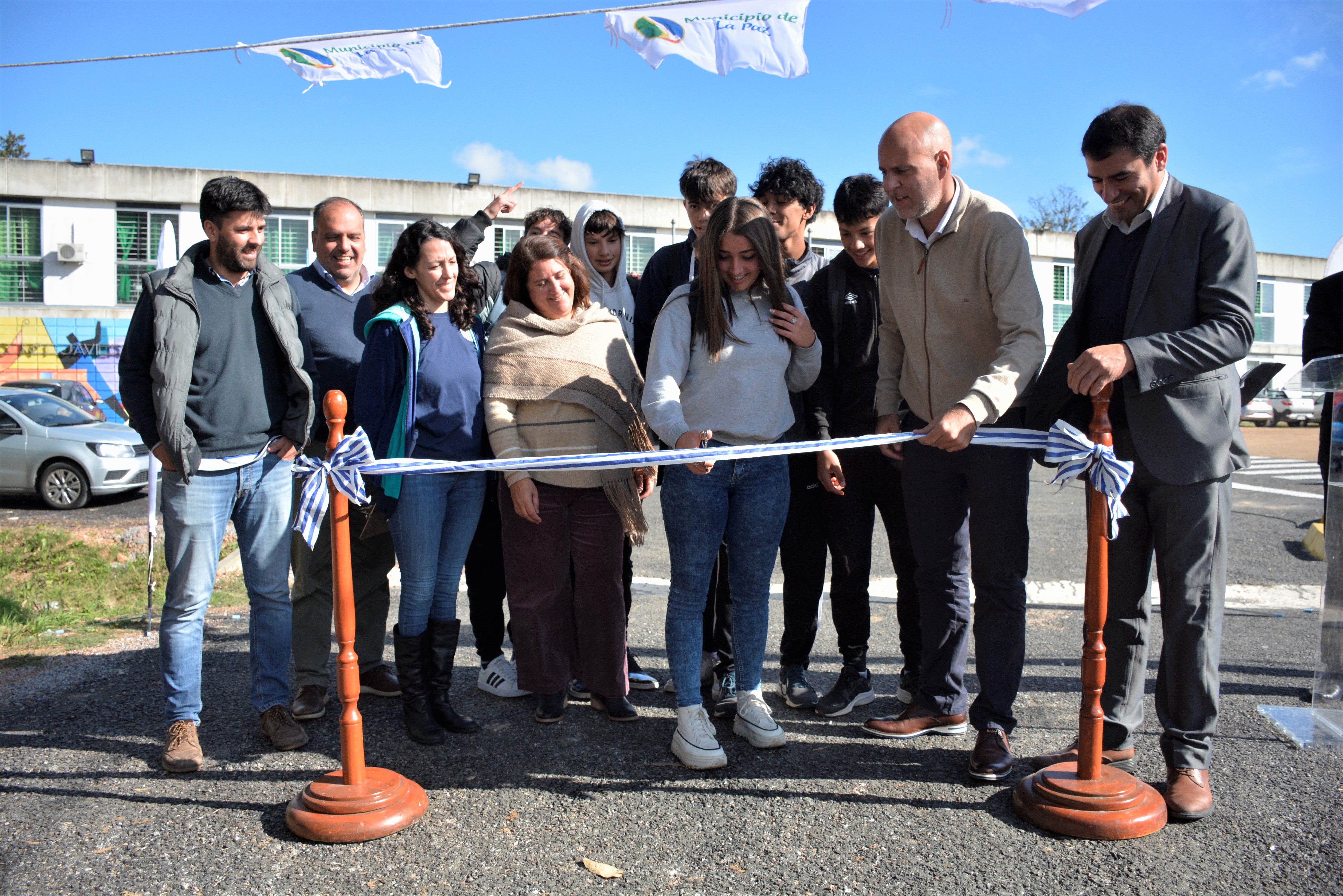Se inauguró obra vial de acceso al CAIF“Dalí y Liceo N°1 Se inauguró obra vial de acceso al CAIF“Dalí y Liceo N°1