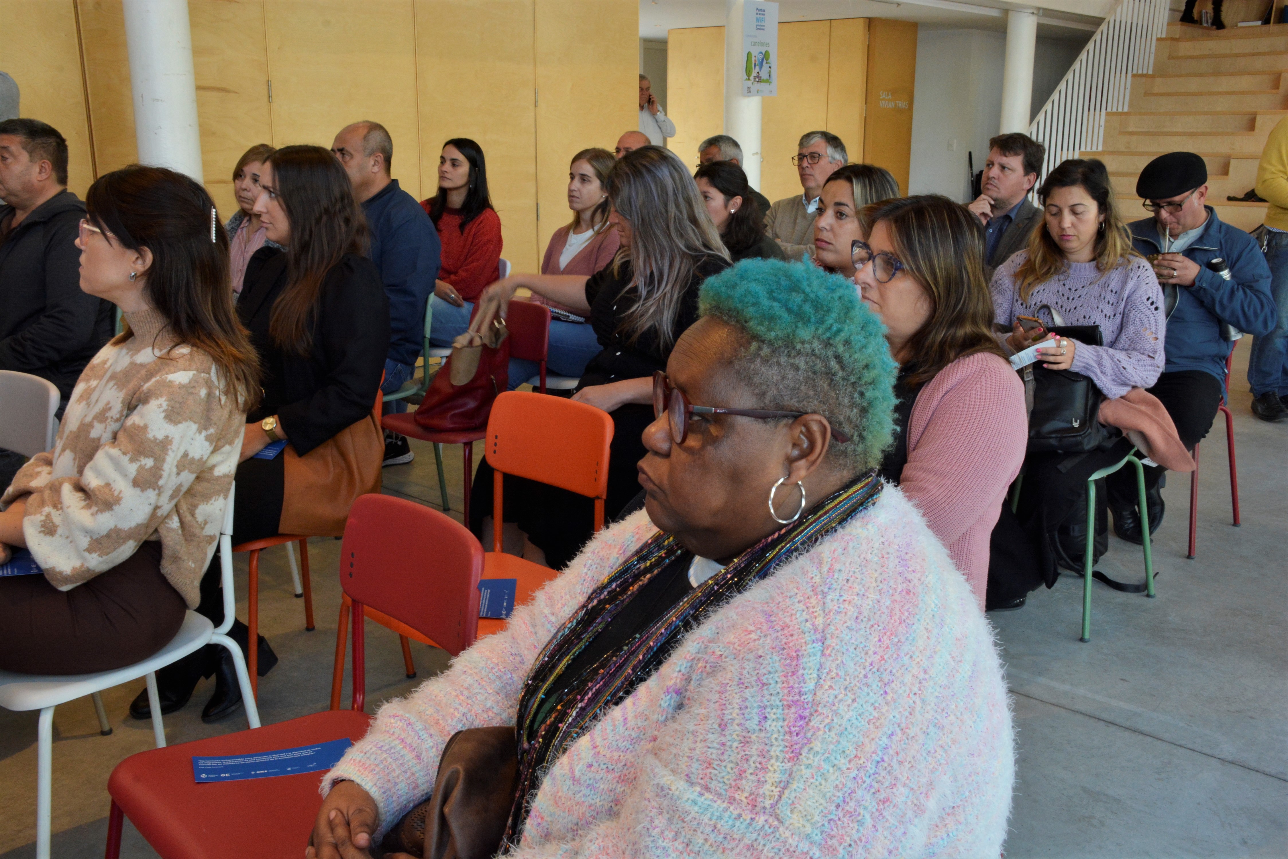 Se lanzó el punto móvil de atención y asesoramiento a personas migrantes en temas educativos en Las Piedras Se lanzó el punto móvil de atención y asesoramiento a personas migrantes en temas educativos en Las Piedras