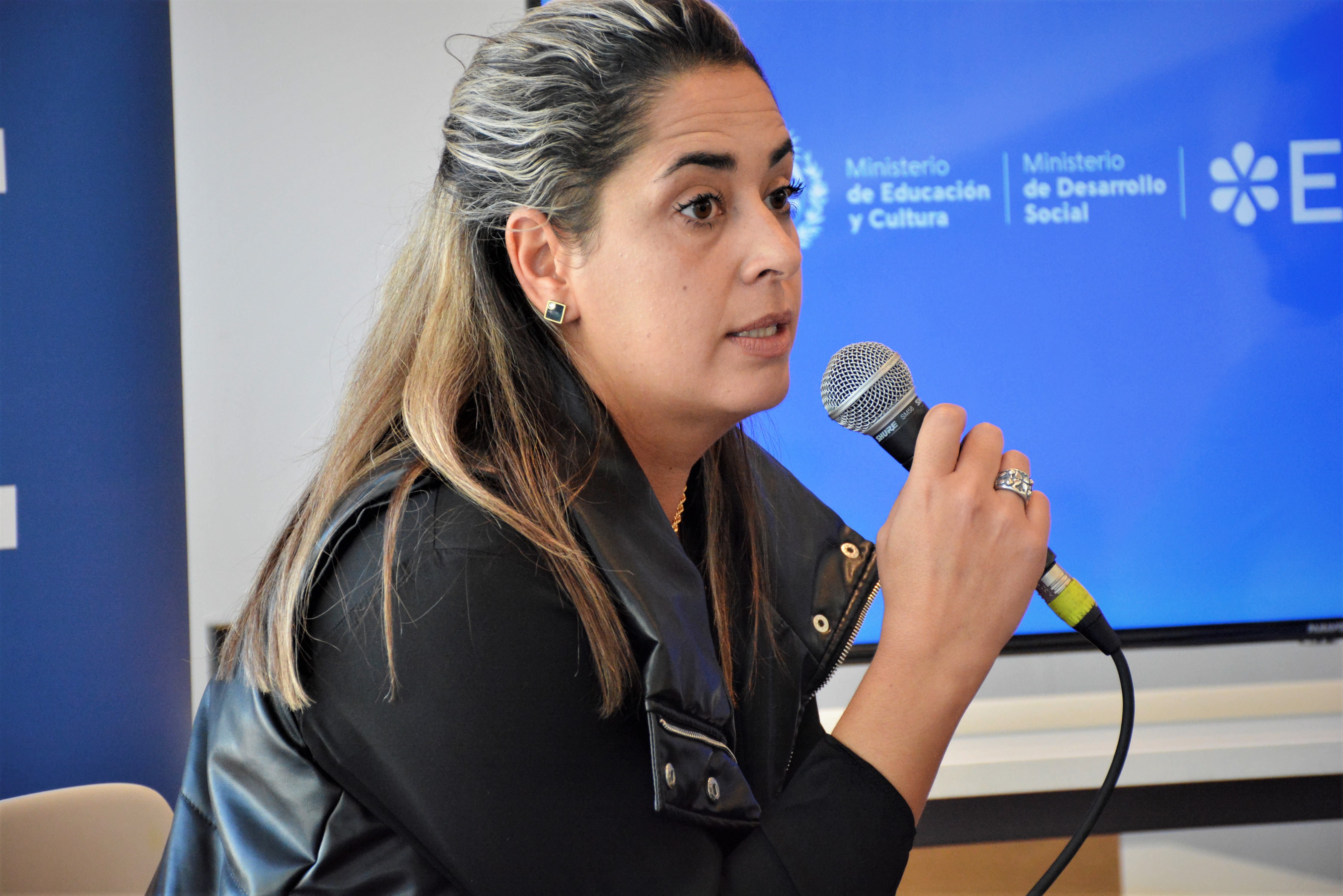 Se lanzó el punto móvil de atención y asesoramiento a personas migrantes en temas educativos en Las Piedras Se lanzó el punto móvil de atención y asesoramiento a personas migrantes en temas educativos en Las Piedras