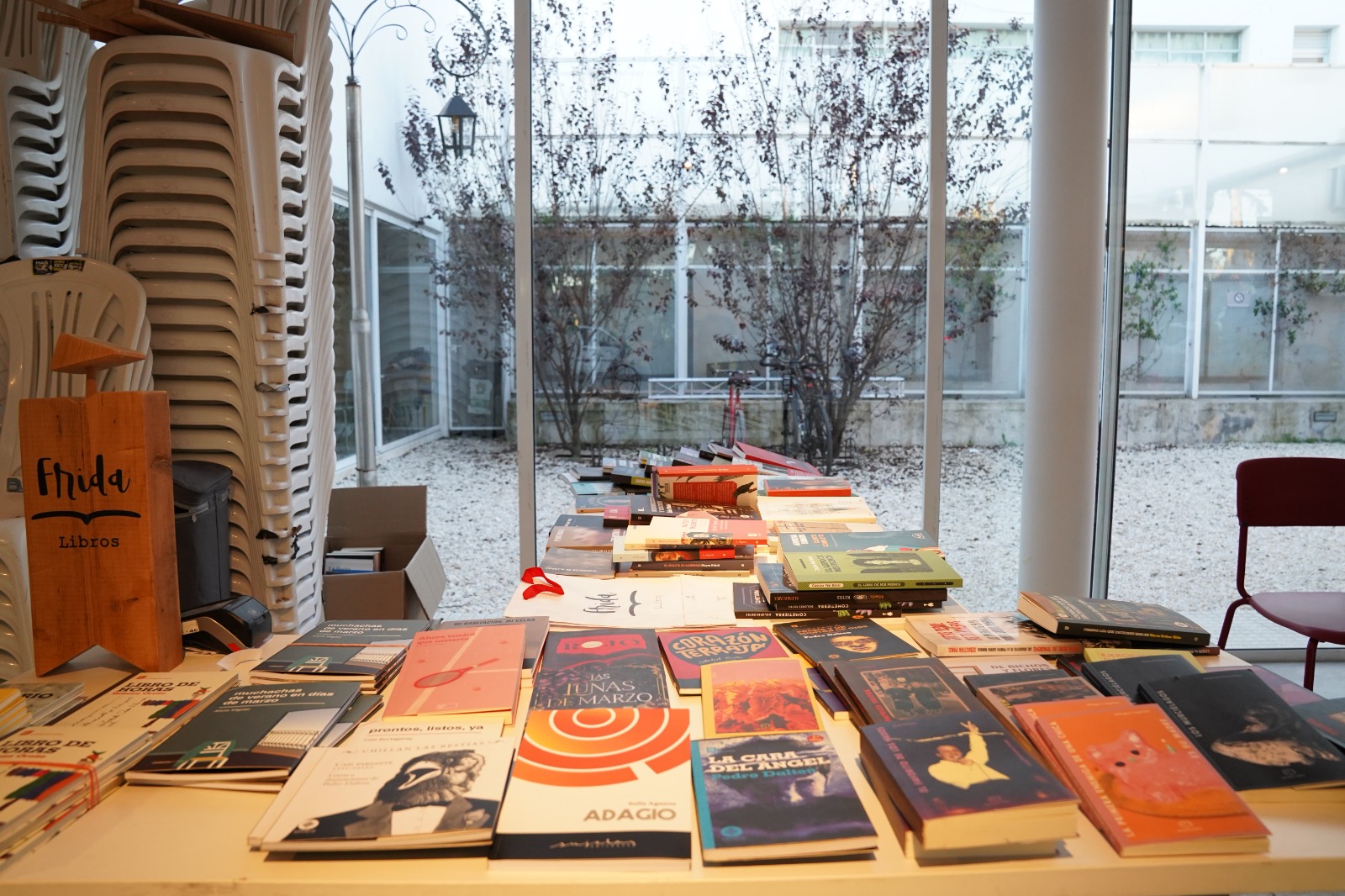 Se realizó la séptima edición de la Feria del Libro Abril entre Libros en Las Piedras Se realizó la séptima edición de la Feria del Libro Abril entre Libros en Las Piedras