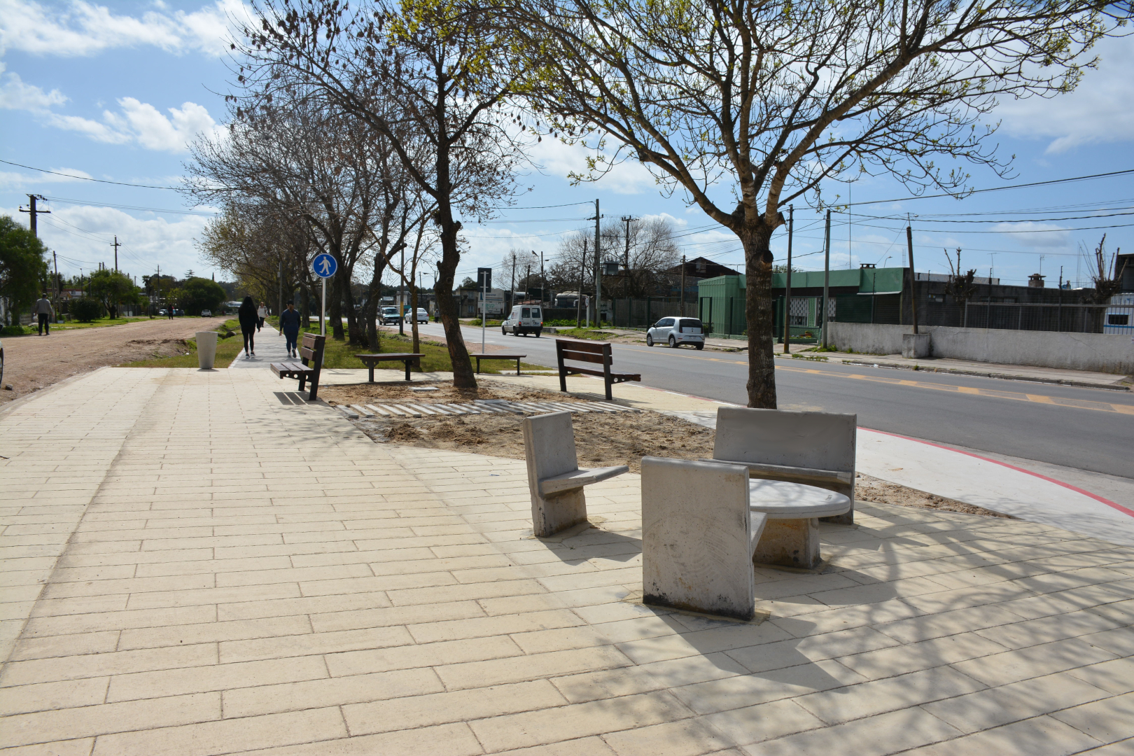 Senda peatonal en Pando Senda peatonal en Pando