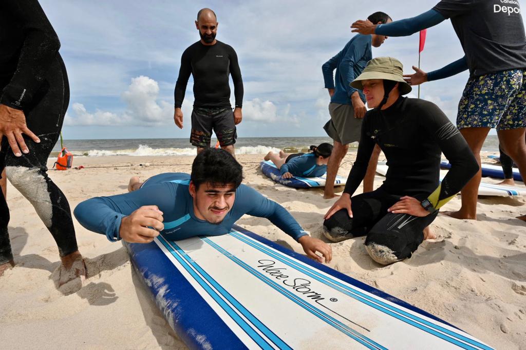 Se inauguró el programa Surfing canario con jóvenes con distintas discapacidades Se inauguró el programa Surfing canario con jóvenes con distintas discapacidades