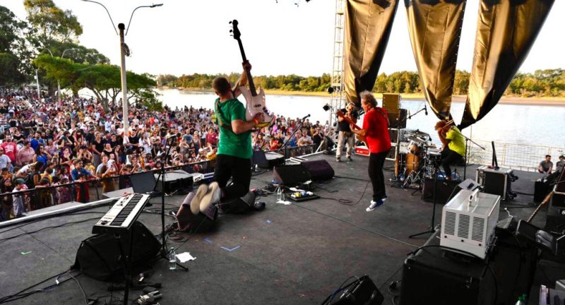 Fiesta de la Cerveza Artesanal en Parque del Plata Fiesta de la Cerveza Artesanal en Parque del Plata