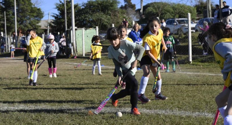 Se realizó el primer encuentro de Hockey Social en el Club Martín Céspedes