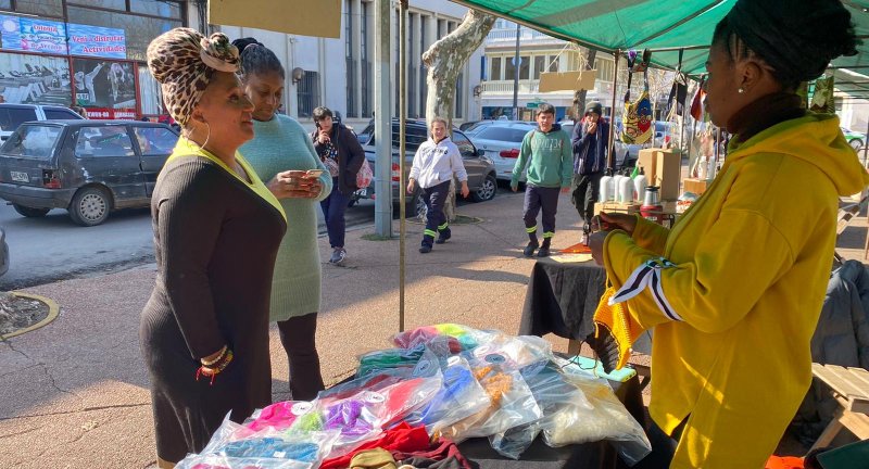 Feria de Mujeres Afro Emprendedoras en Las Piedras Feria de Mujeres Afro Emprendedoras en Las Piedras