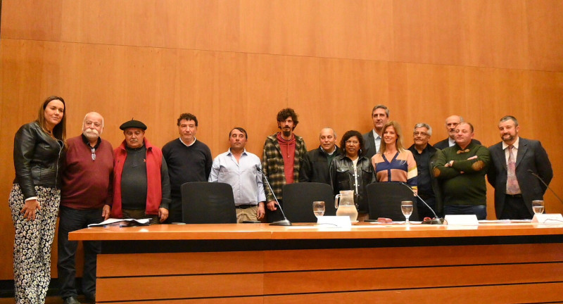 11 municipios de Canelones firmaron convenio con el proyecto Sembrando Nuestra Huerta de OPP 11 municipios de Canelones firmaron convenio con el proyecto Sembrando Nuestra Huerta de OPP