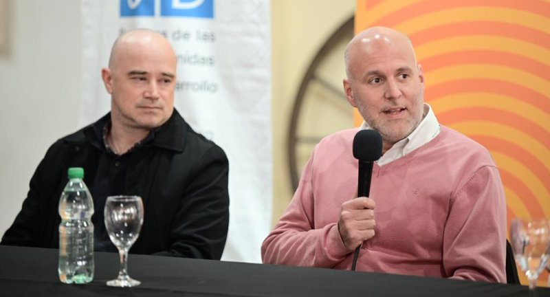 Se realizó taller de evaluación de los resultados del proyecto de urbanismo táctico Tu Calle en Ciudad de la Costa Se realizó taller de evaluación de los resultados del proyecto de urbanismo táctico Tu Calle en Ciudad de la Costa
