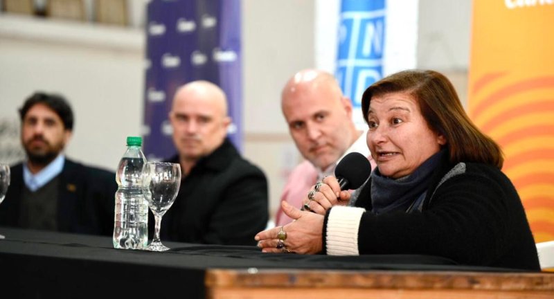 Se realizó taller de evaluación de los resultados del proyecto de urbanismo táctico Tu Calle en Ciudad de la Costa Se realizó taller de evaluación de los resultados del proyecto de urbanismo táctico Tu Calle en Ciudad de la Costa