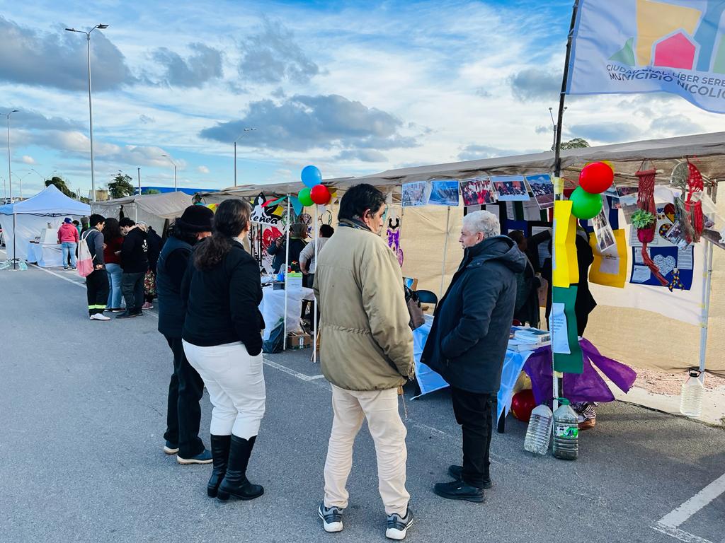 Se llevó a cabo un paseo cultural en Empalme Nicolich en el marco de un nuevo aniversario de la ciudad Se llevó a cabo un paseo cultural en Empalme Nicolich en el marco de un nuevo aniversario de la ciudad