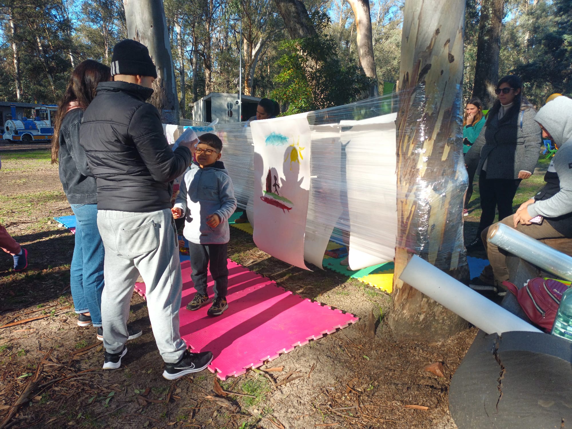 Se celebró el Día Internacional del Juego en la Ludoteca Luis “Perico” Pérez Aguirre en el parque Roosevelt Se celebró el Día Internacional del Juego en la Ludoteca Luis “Perico” Pérez Aguirre en el parque Roosevelt