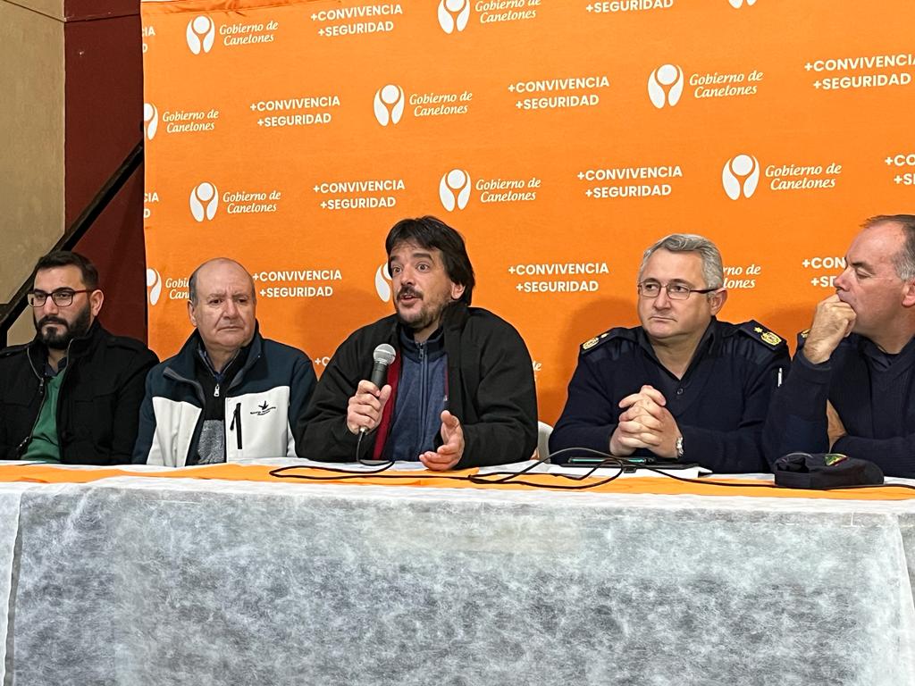 Se realizó una reunión informativa sobre la instalación de videovigilancia en Empalme Olmos Se realizó una reunión informativa sobre la instalación de videovigilancia en Empalme Olmos