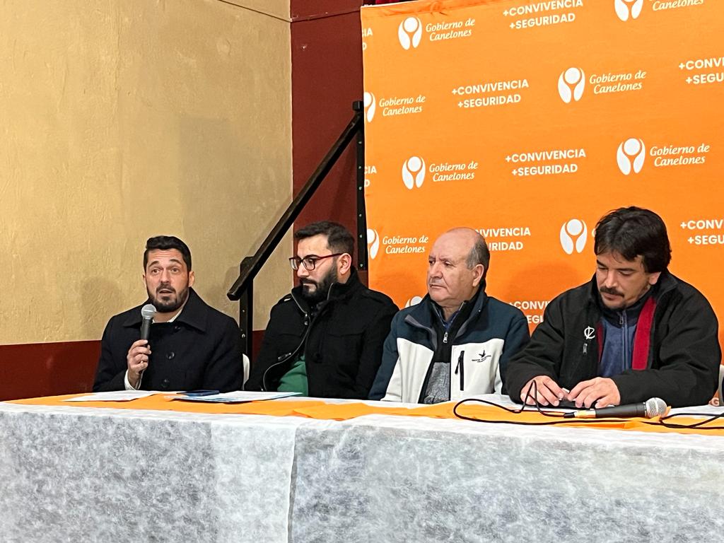Se realizó una reunión informativa sobre la instalación de videovigilancia en Empalme Olmos Se realizó una reunión informativa sobre la instalación de videovigilancia en Empalme Olmos