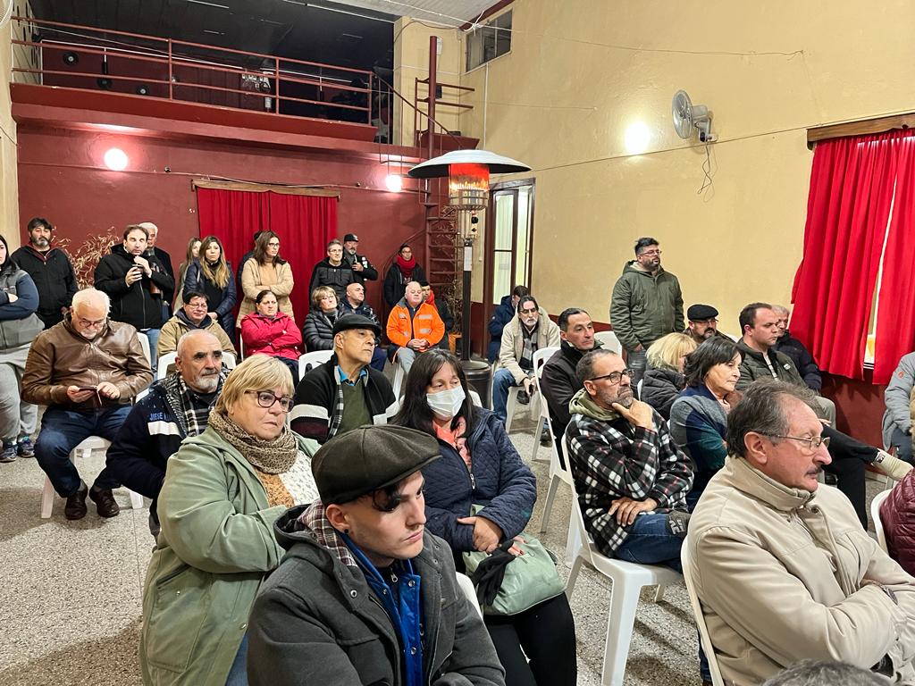 Se realizó una reunión informativa sobre la instalación de videovigilancia en Empalme Olmos Se realizó una reunión informativa sobre la instalación de videovigilancia en Empalme Olmos