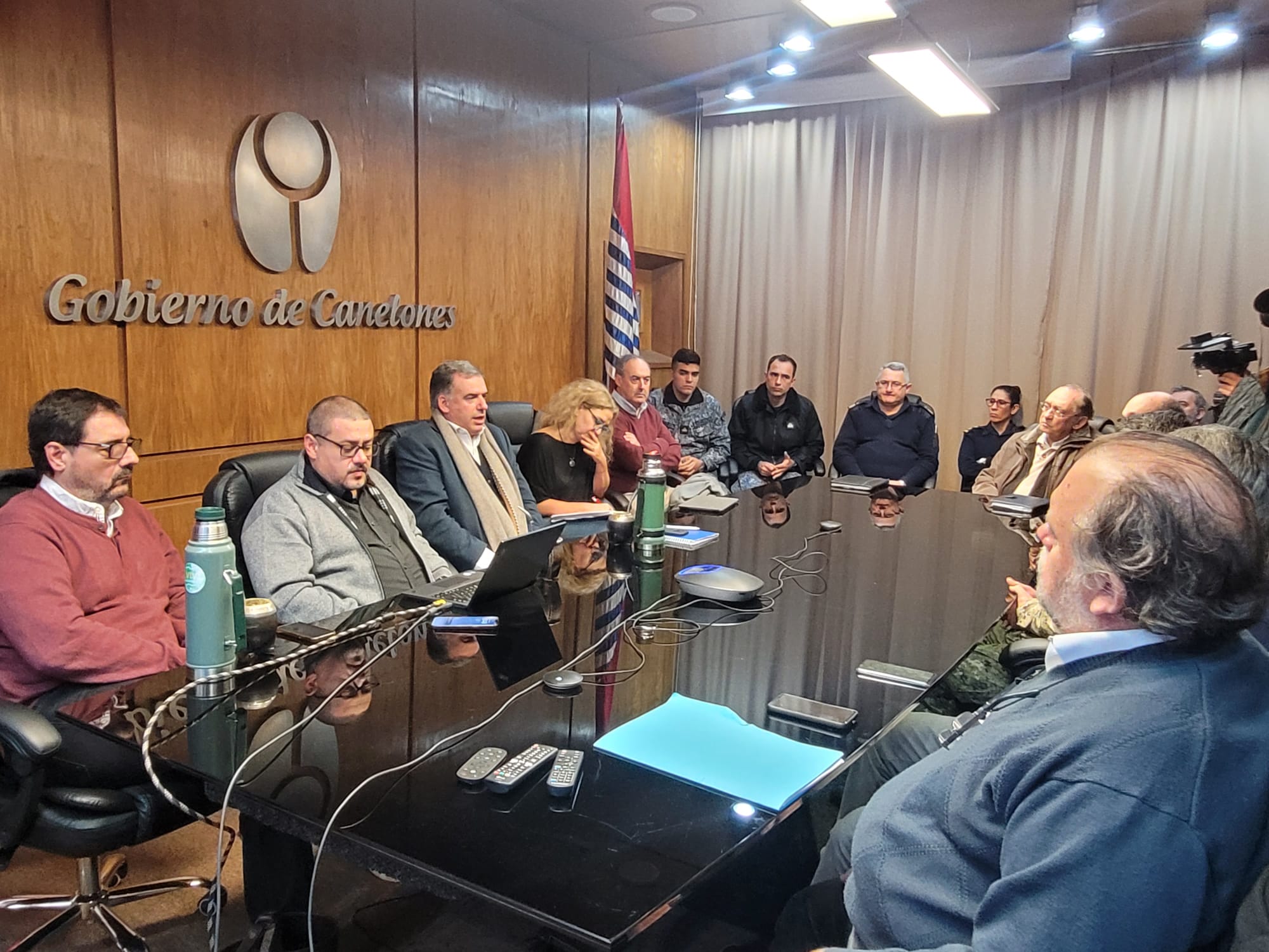 Canelones analiza situación crítica de sequía extrema y brinda apoyo a sectores vulnerables de la población Canelones analiza situación crítica de sequía extrema y brinda apoyo a sectores vulnerables de la población