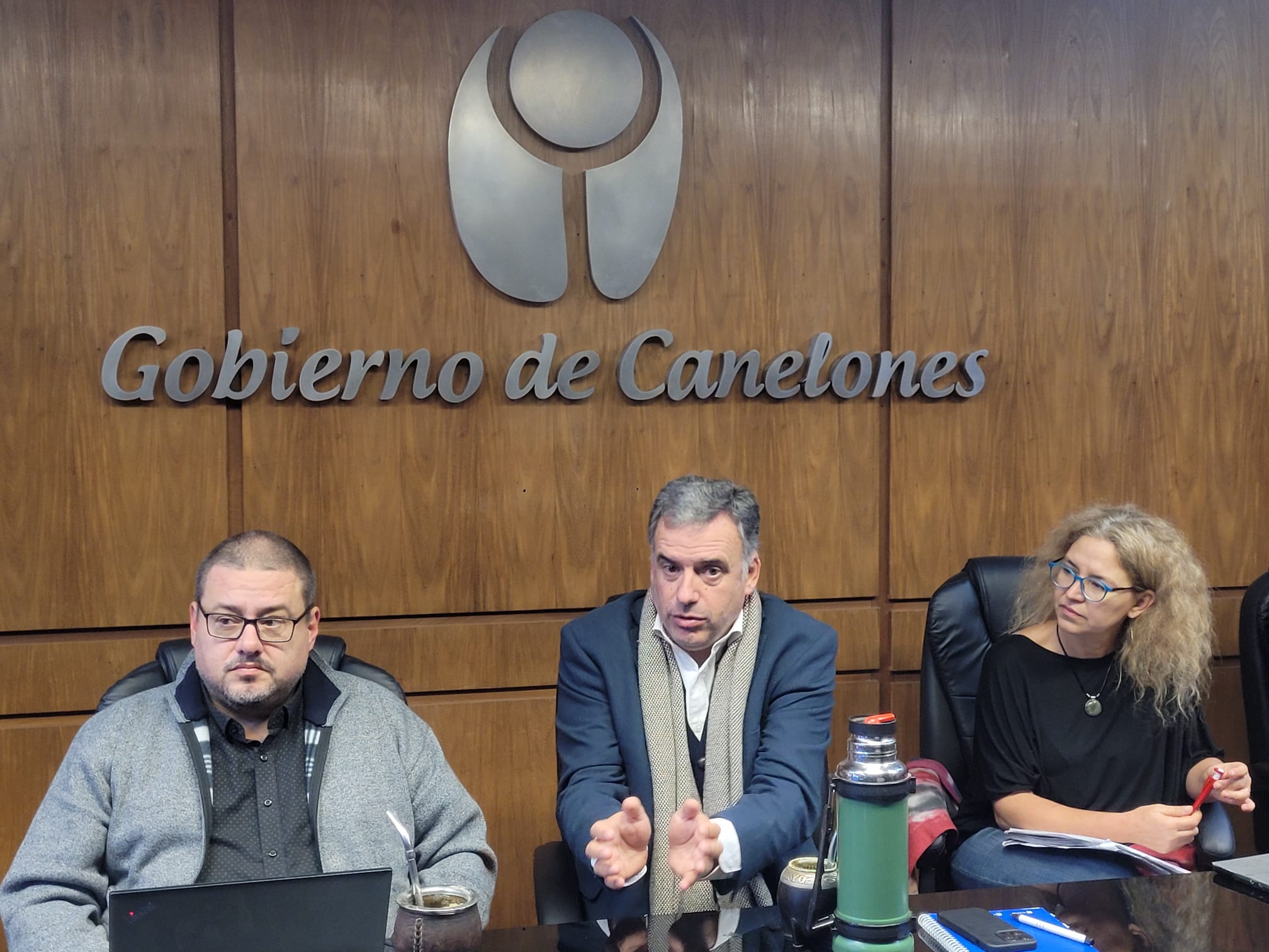 Canelones analiza situación crítica de sequía extrema y brinda apoyo a sectores vulnerables de la población Canelones analiza situación crítica de sequía extrema y brinda apoyo a sectores vulnerables de la población