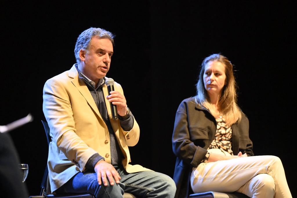 Gobierno de Canelones les dio la bienvenida a 32 personas con discapacidad que desempeñarán tareas en todo el departamento Gobierno de Canelones les dio la bienvenida a 32 personas con discapacidad que desempeñarán tareas en todo el departamento