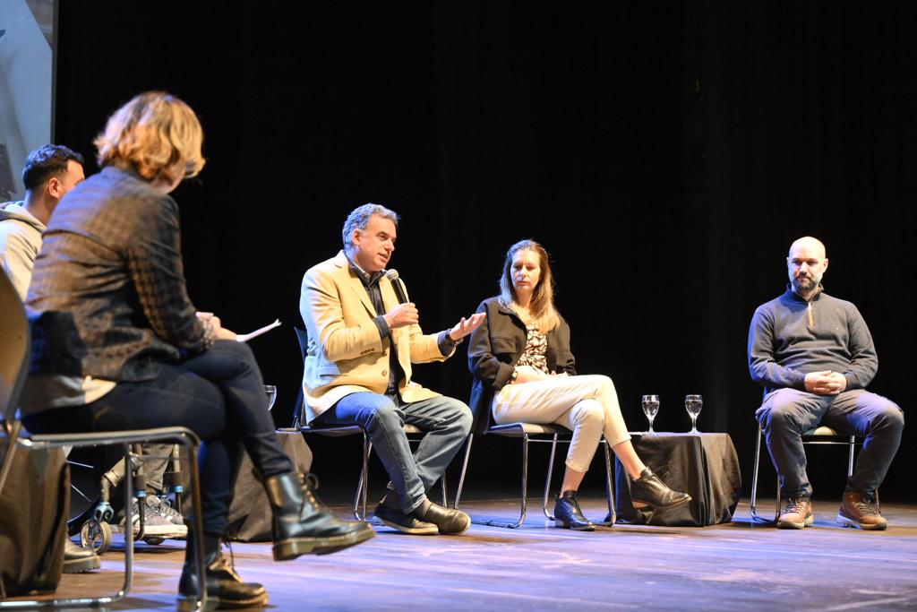 Gobierno de Canelones les dio la bienvenida a 32 personas con discapacidad que desempeñarán tareas en todo el departamento Gobierno de Canelones les dio la bienvenida a 32 personas con discapacidad que desempeñarán tareas en todo el departamento