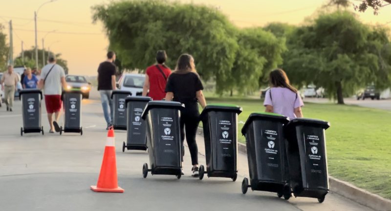 Se entregaron nuevos contenedores y composteras en el Municipio de Progreso