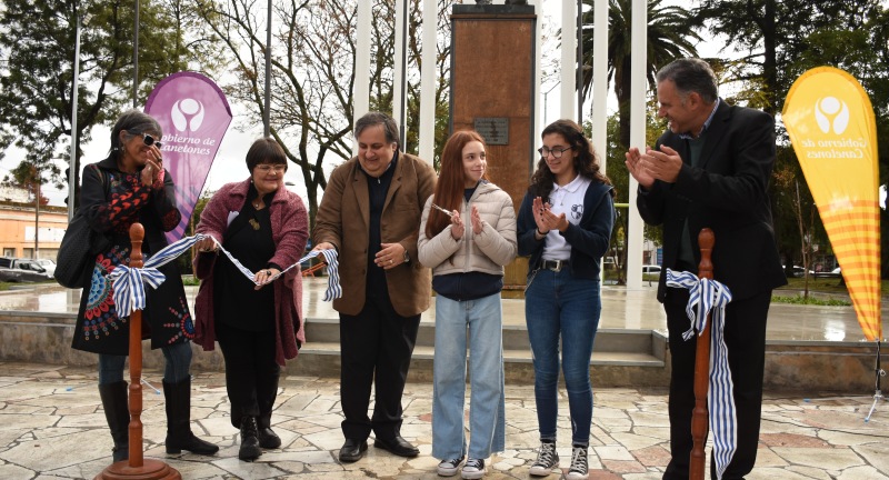 Sauce celebró la inauguración de las obras de remodelación de su plaza principal