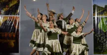 En la ciudad de Las Piedras, se realizó el tradicional Desfile Nacional de la Vendimia, que comenzó con una exhibición de autos clásicos, acompañados por las representantes departamentales de la vendimia de Canelones y San José. Posteriormente, diversas agrupaciones folclóricas enriquecieron el evento con espectáculos de baile y la entrega de uvas al público.